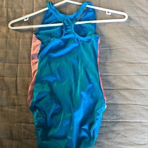 GK child medium gymnastics leo.